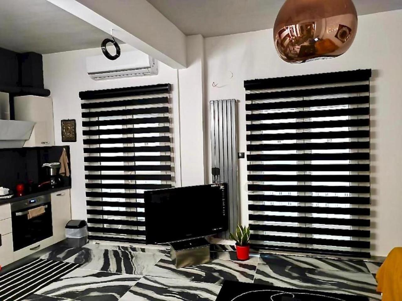 Fruit Tower Apartment Tesalonika Bagian luar foto